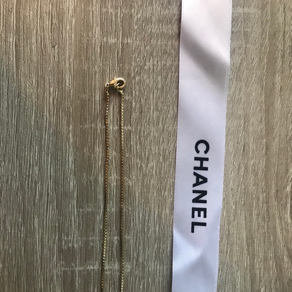 ❄️LAST ONE! Authentic Shiny CHANEL Snowflake Zipper-Pull❄️ - Picture 12 of 16